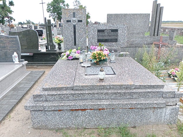 Grób Józef Walczak